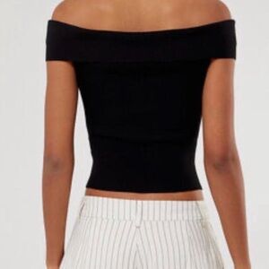 Kendall & Kylie Black Off-Shoulder Crop Top